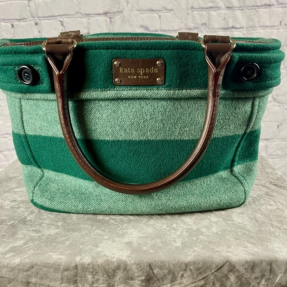 One Day Sale Rare Kate Spade Beantown Green Stripe Quin Handbag - Picture 17 of 17